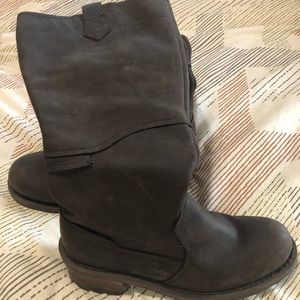 Cat women’s boots
